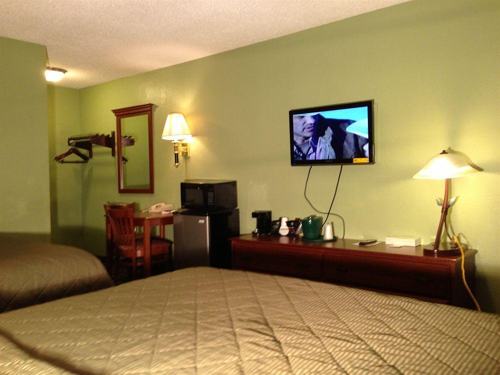 University Manor Inn Buffalo Buitenkant foto