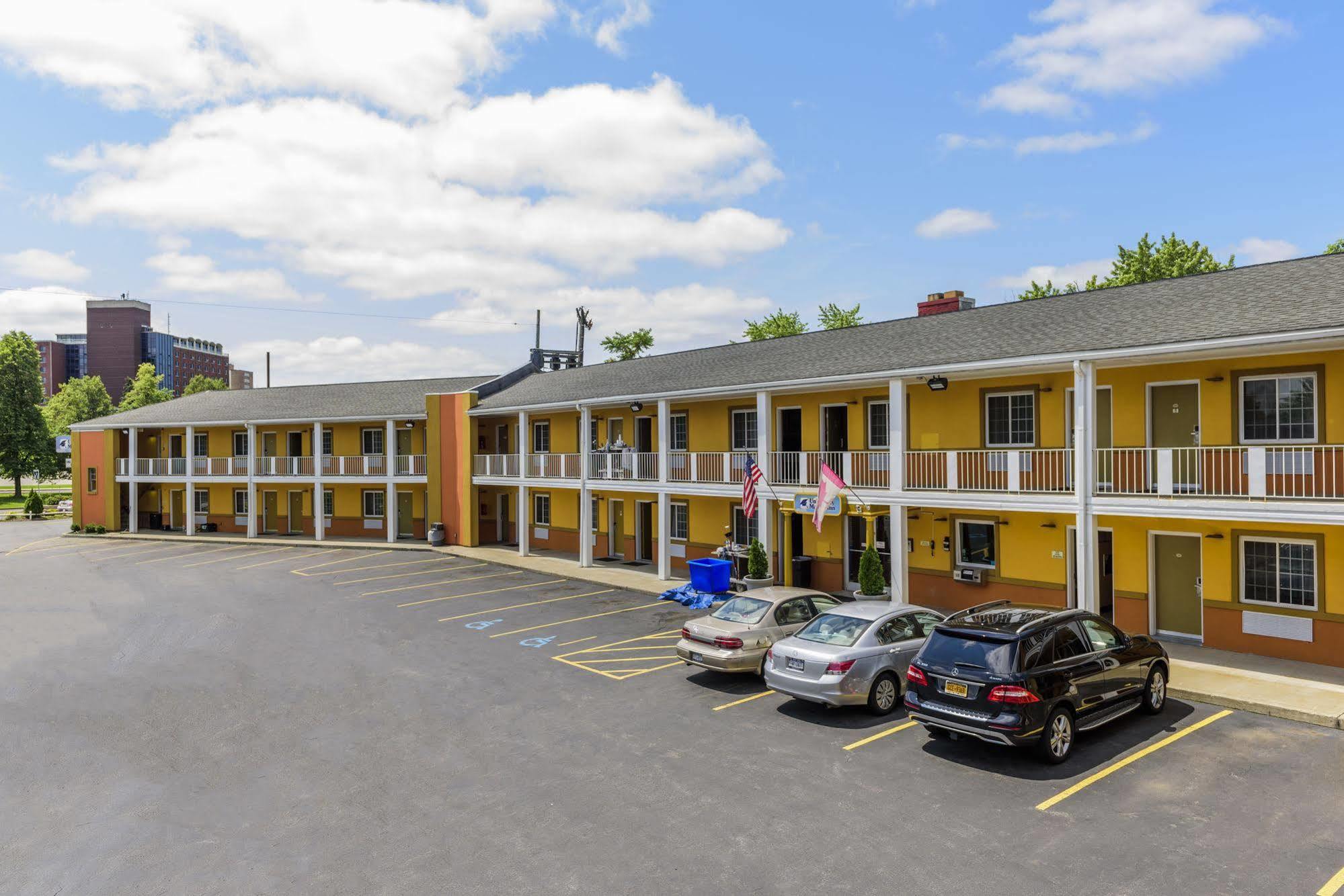 University Manor Inn Buffalo Buitenkant foto